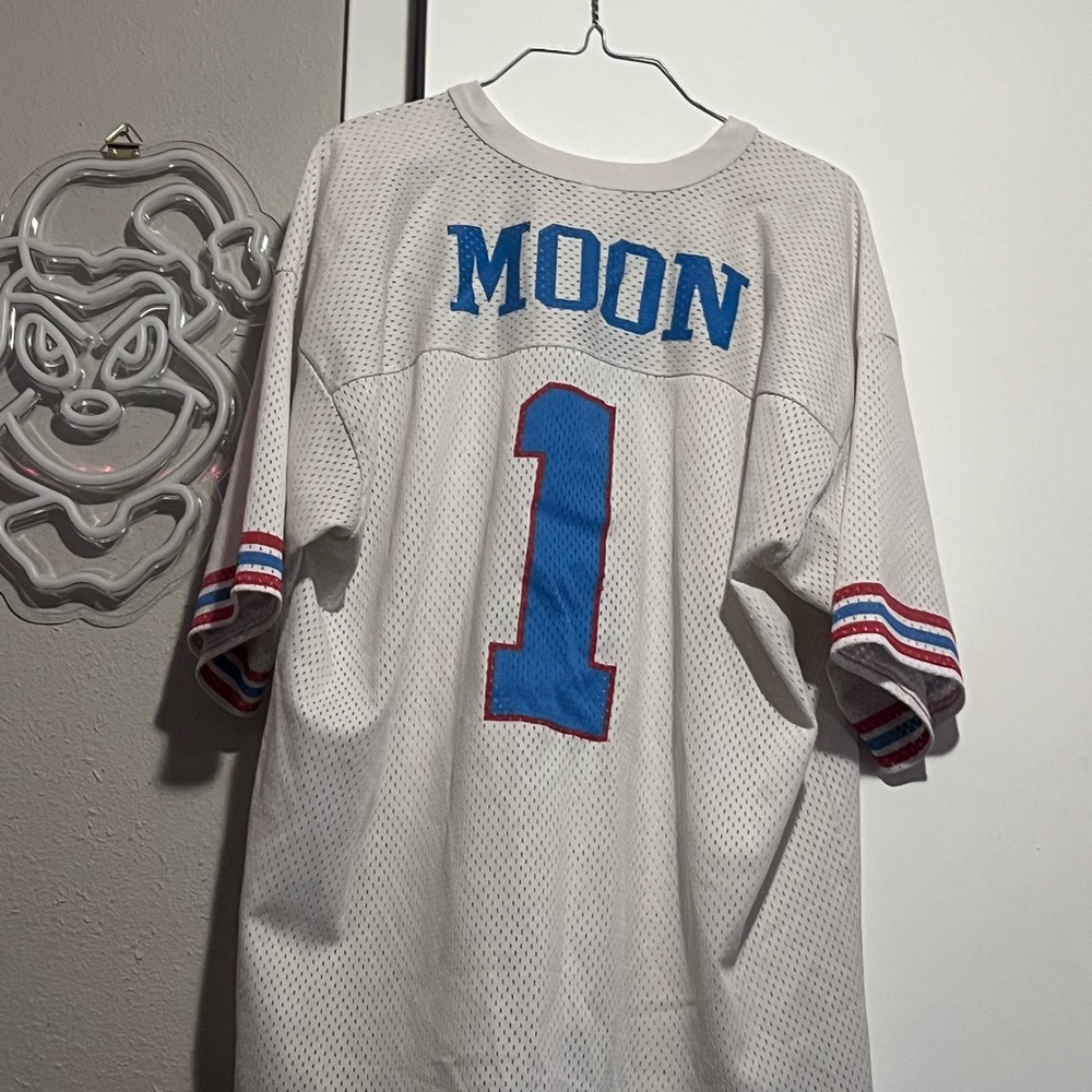 LOGO 7 White Jersey with Blue and Red Details